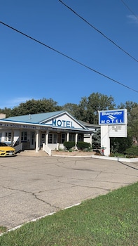 bluewater motel