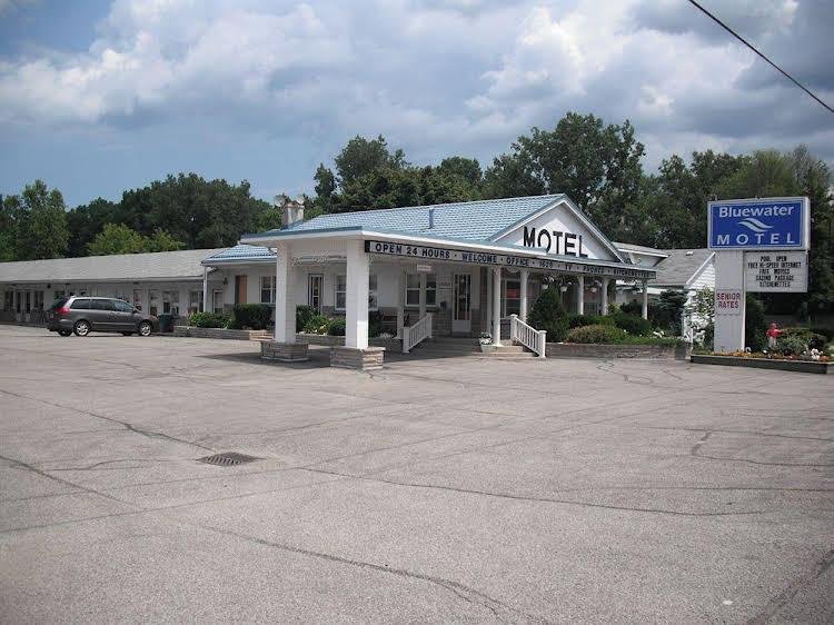 bluewater motel