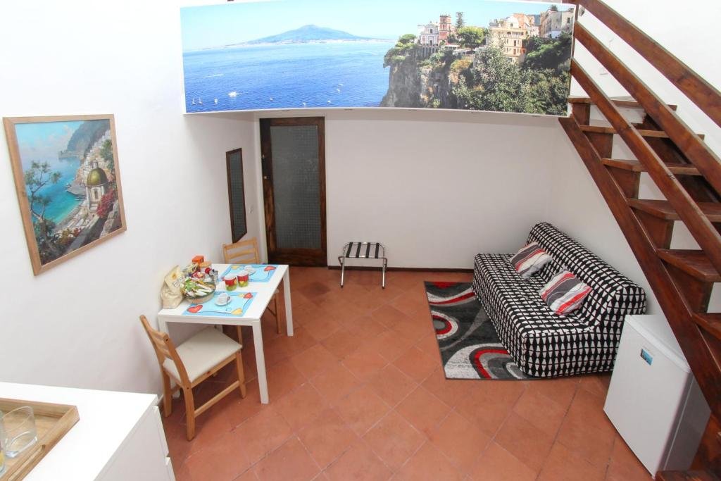 la sirena a mergellina guesthouse