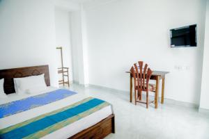 araliya lagoon park resort