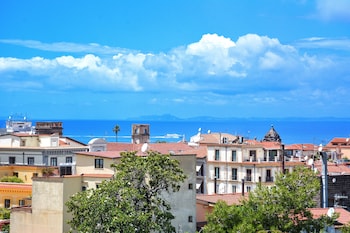 sunset home sorrento
