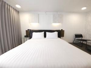 r1 nimman hotel chiangmai