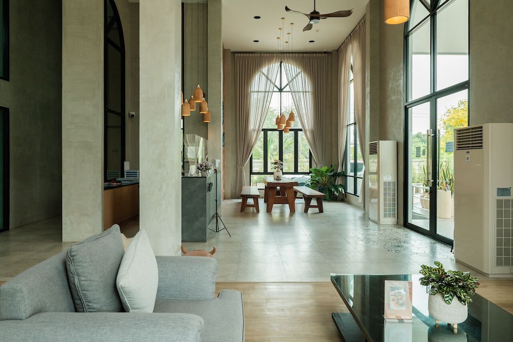 le lert hotel ratchaburi