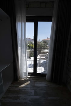 mi otel alacati