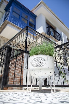 mi otel alacati