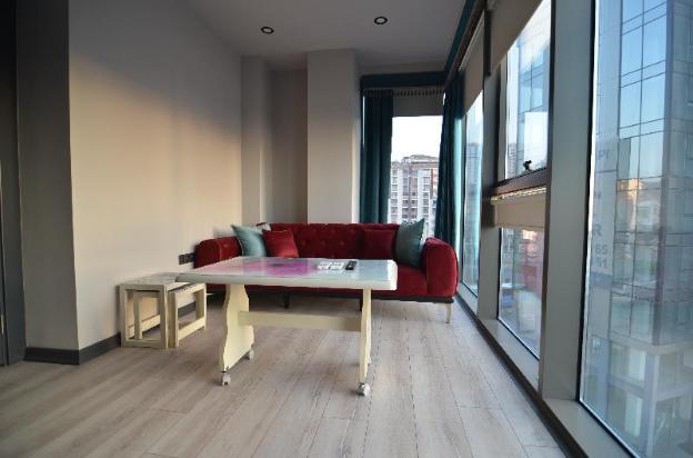 marina green suit hotel