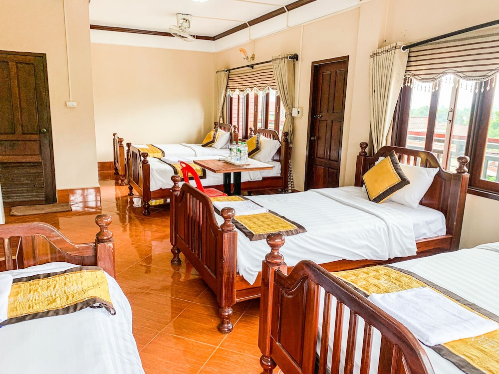 bountang mountain view riverside hotel