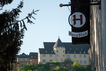 Land-Gut-Hotel Burgblick,,3 star