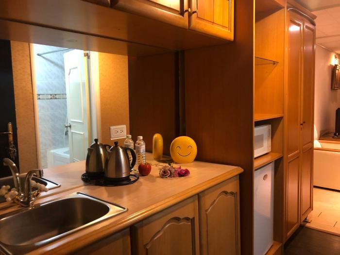 berkeley business hotel zhongzheng