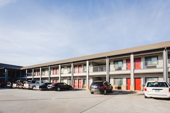 palace inn baytown spur tx 330