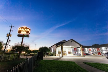 palace inn baytown spur tx 330