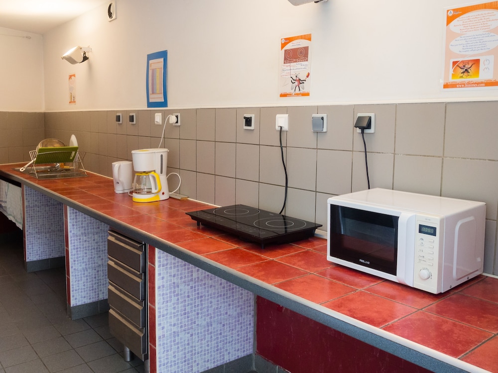 auberge de jeunesse hi nimes