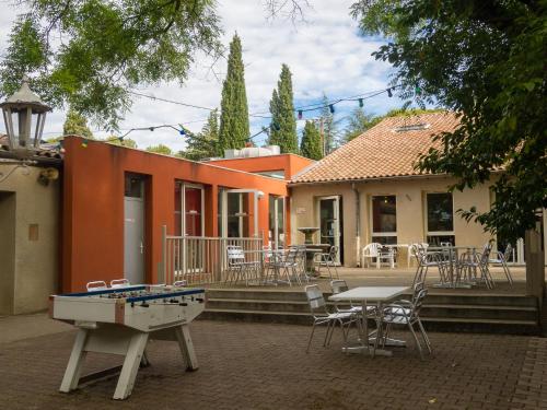 auberge de jeunesse hi nimes