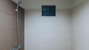 reddoorz near sm calamba vaccinated staff