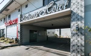 reddoorz near sm calamba vaccinated staff