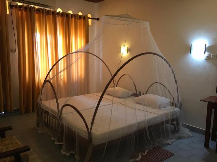 hotel silver sands