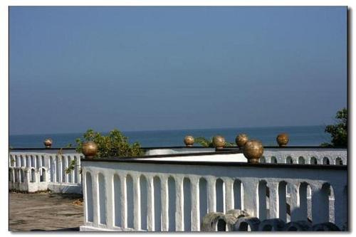 hotel silver sands