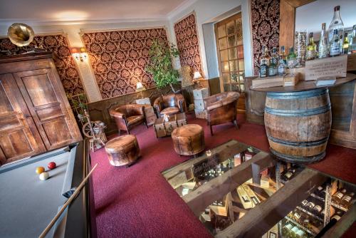 logis hotel brunel le rocher blanc