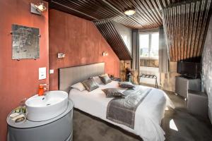 logis hotel brunel le rocher blanc