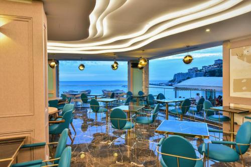 plaza hotelandspa