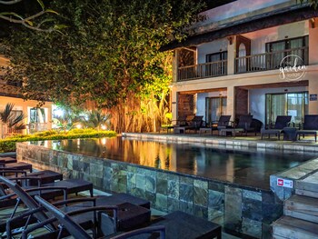 the garden lodge