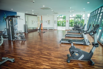 one amerin mall and suites