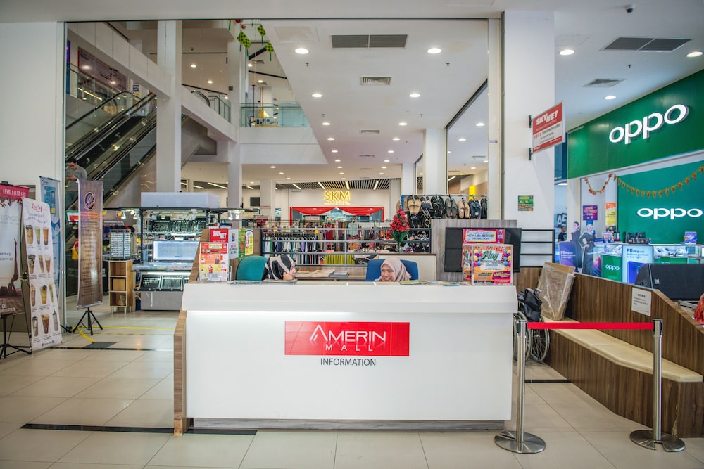 one amerin mall and suites