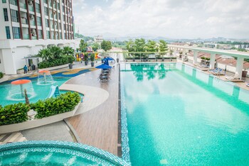 one amerin mall and suites