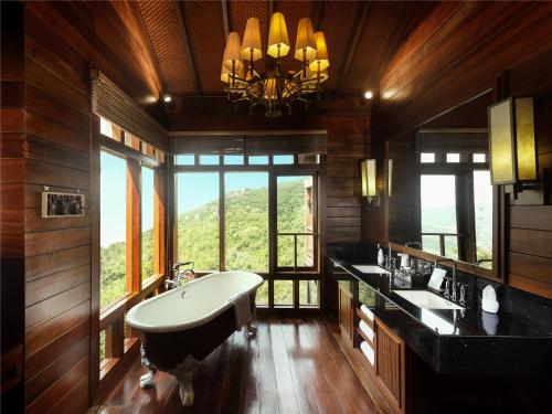 sanya