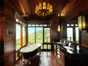 sanya