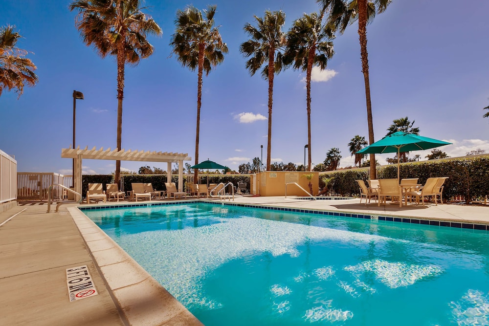 hampton inn and suites chino hills