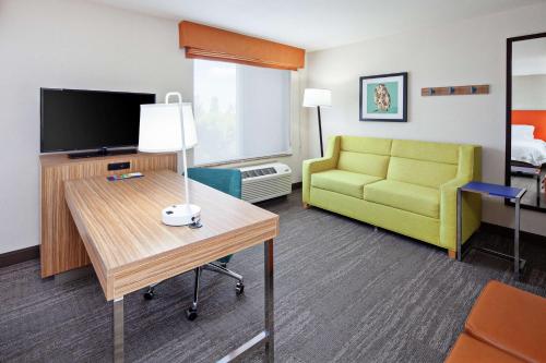 hampton inn and suites chino hills