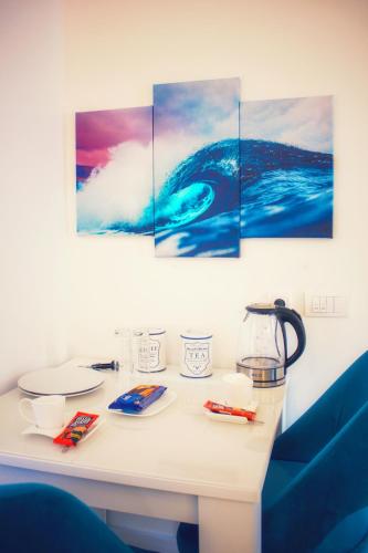 seven square luxury suites