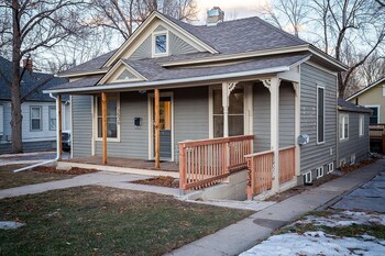 Cozy Retreat - Walk To Unc - Free Cruiser Bikes,Lucerne>>Greeley,3.5 star