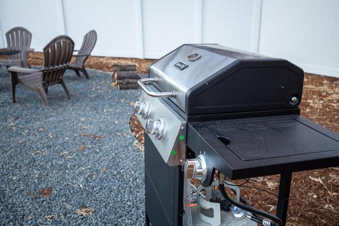 cozy carriage house walk to unc free bikes