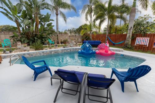 urban oasis withhot tub heated pool and private movie theater home