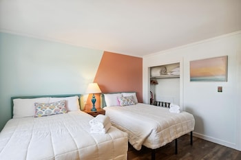 venus 202 2 bedroom condo by redawning