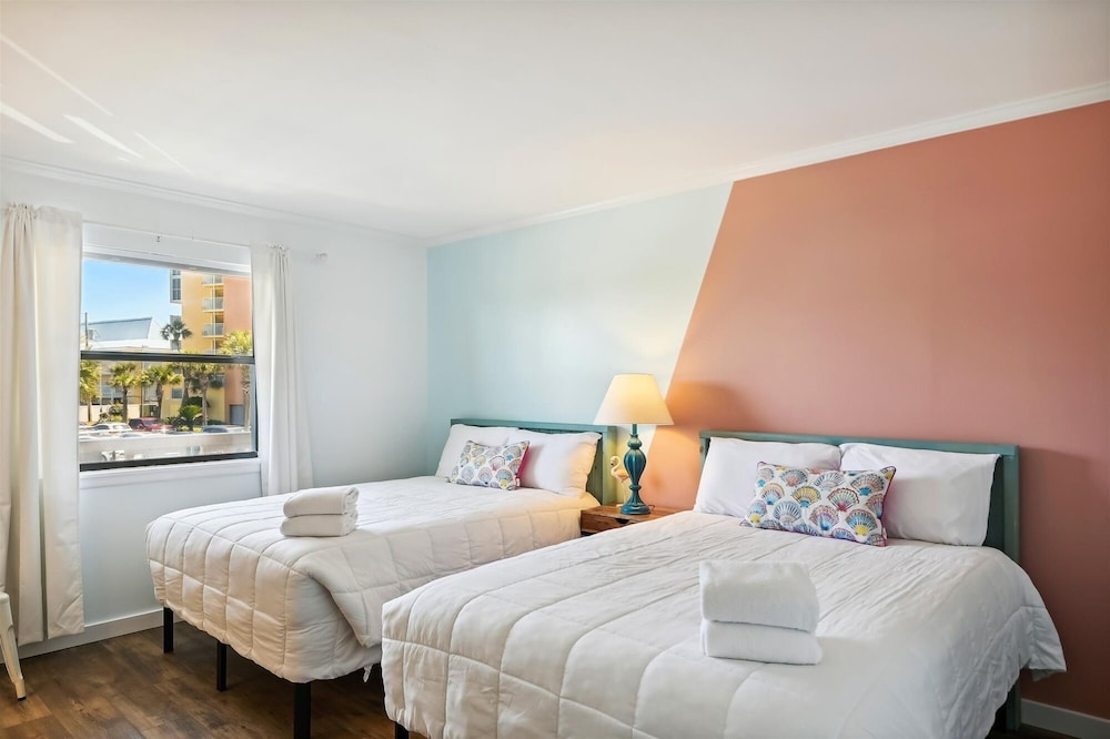 venus 202 2 bedroom condo by redawning