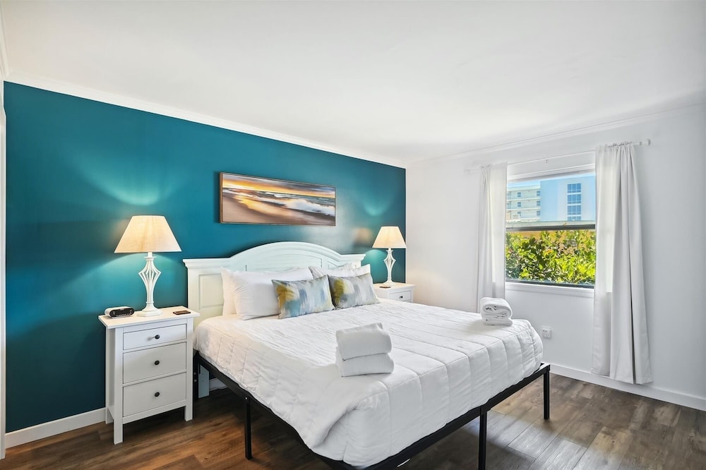 venus 202 2 bedroom condo by redawning