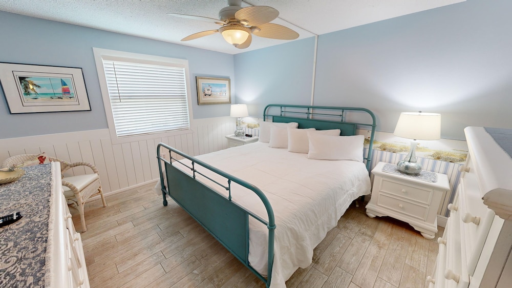 venus 112 2 bedroom condo by redawning