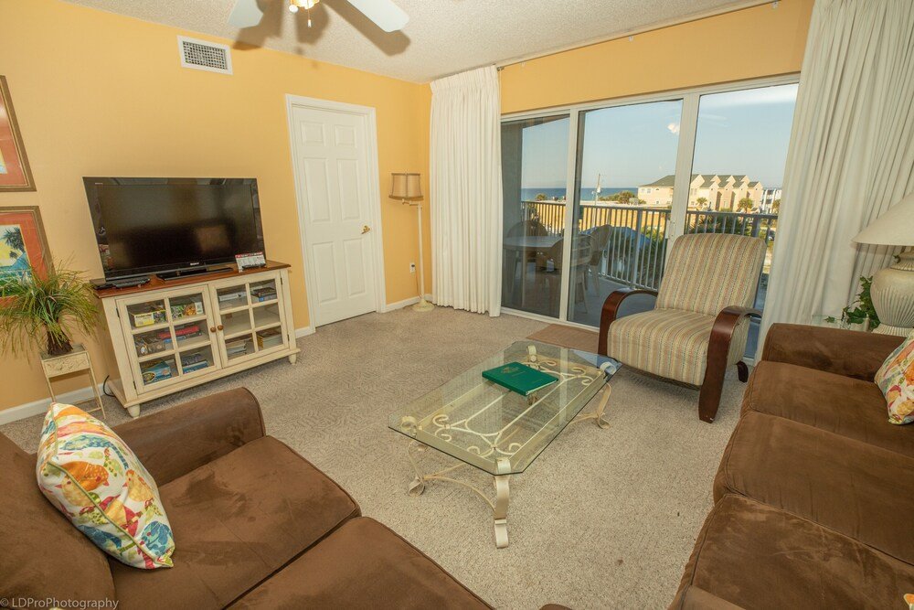 seacrest 405 2 bedroom condo by redawning
