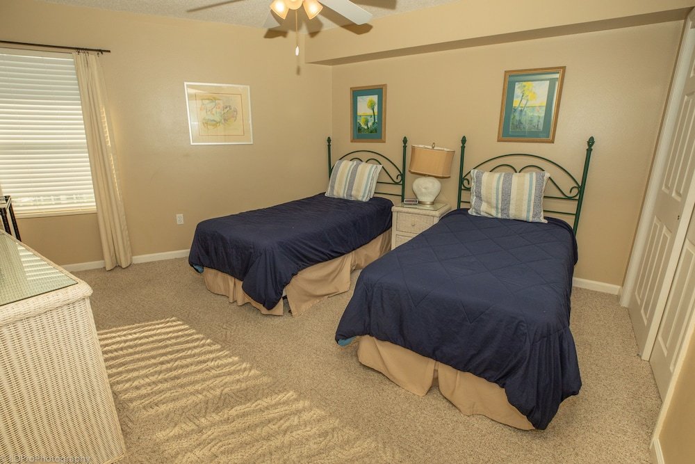 seacrest 405 2 bedroom condo by redawning