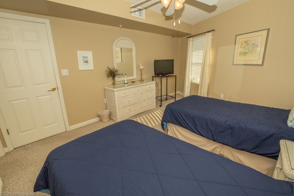 seacrest 405 2 bedroom condo by redawning