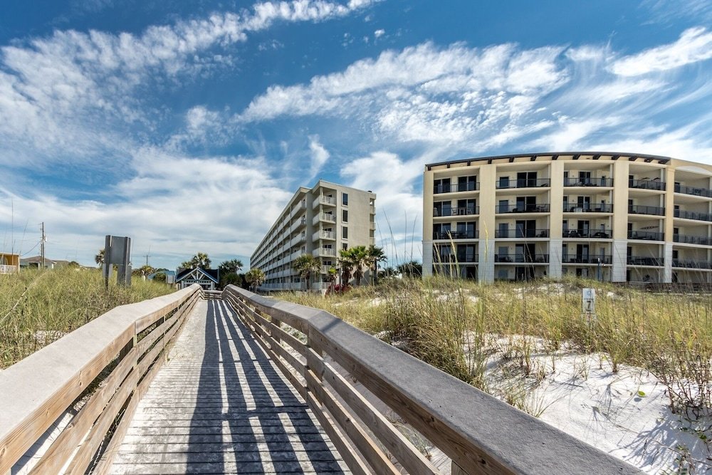 seacrest 405 2 bedroom condo by redawning