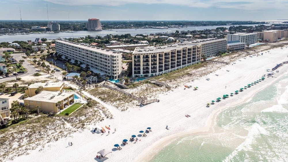 Seacrest 405 2 Bedroom Condo By Redawning,,3.5 star