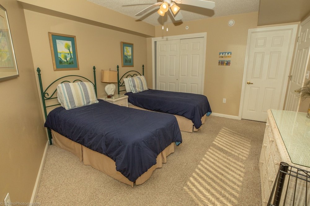 Seacrest 405 2 Bedroom Condo By Redawning,,3.5 star