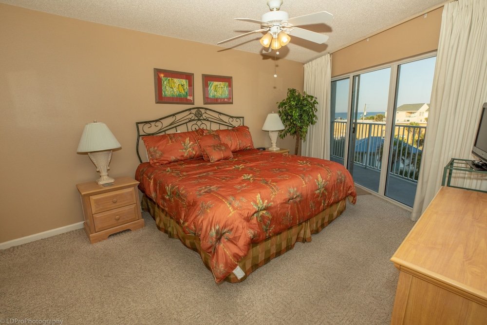 seacrest 405 2 bedroom condo by redawning