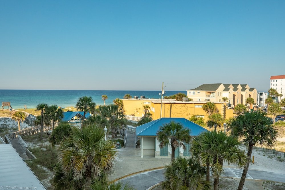 seacrest 405 2 bedroom condo by redawning