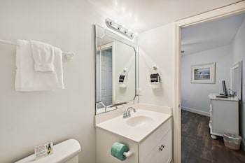 seacrest 301b 2 bedroom condo by redawning