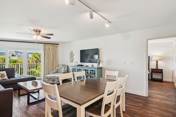 seacrest 301b 2 bedroom condo by redawning